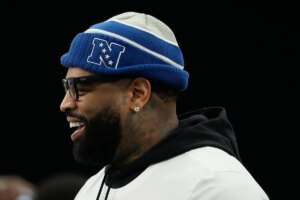 Protecting Mahomes: Why a move for Trent Williams to the Chiefs makes more sense than ever