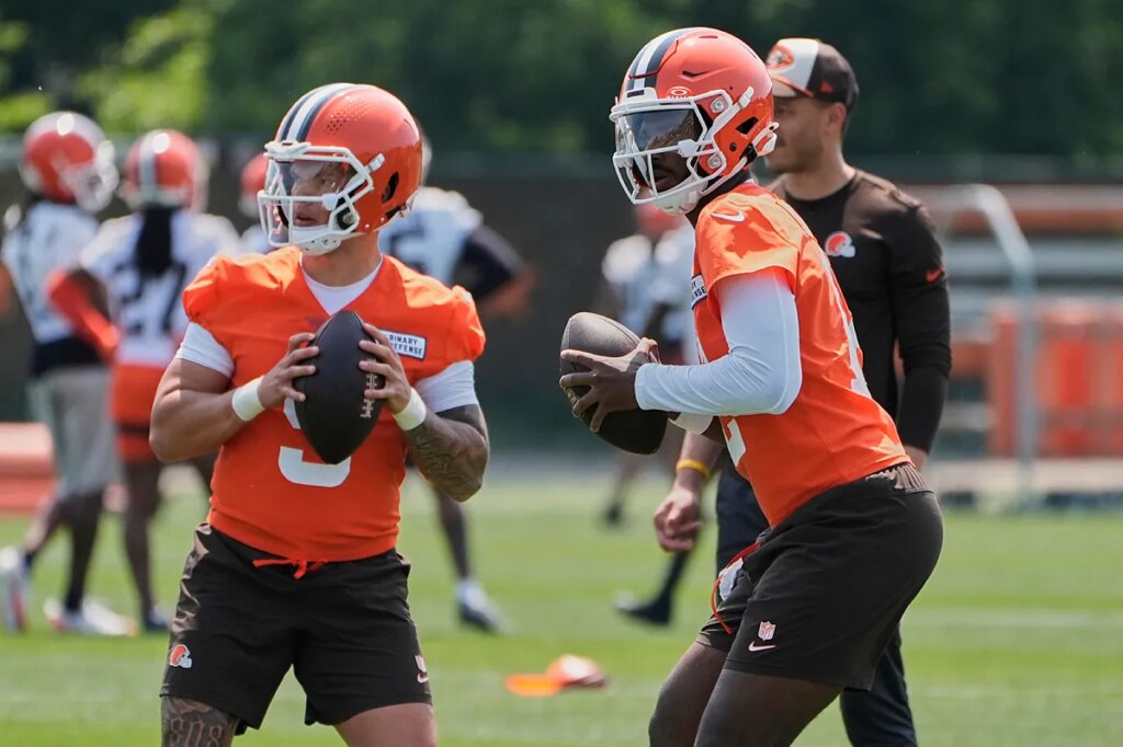 Todd Monken doesn’t forget about Dillon Gabriel in Browns’ QB competition against Shedeur Sanders