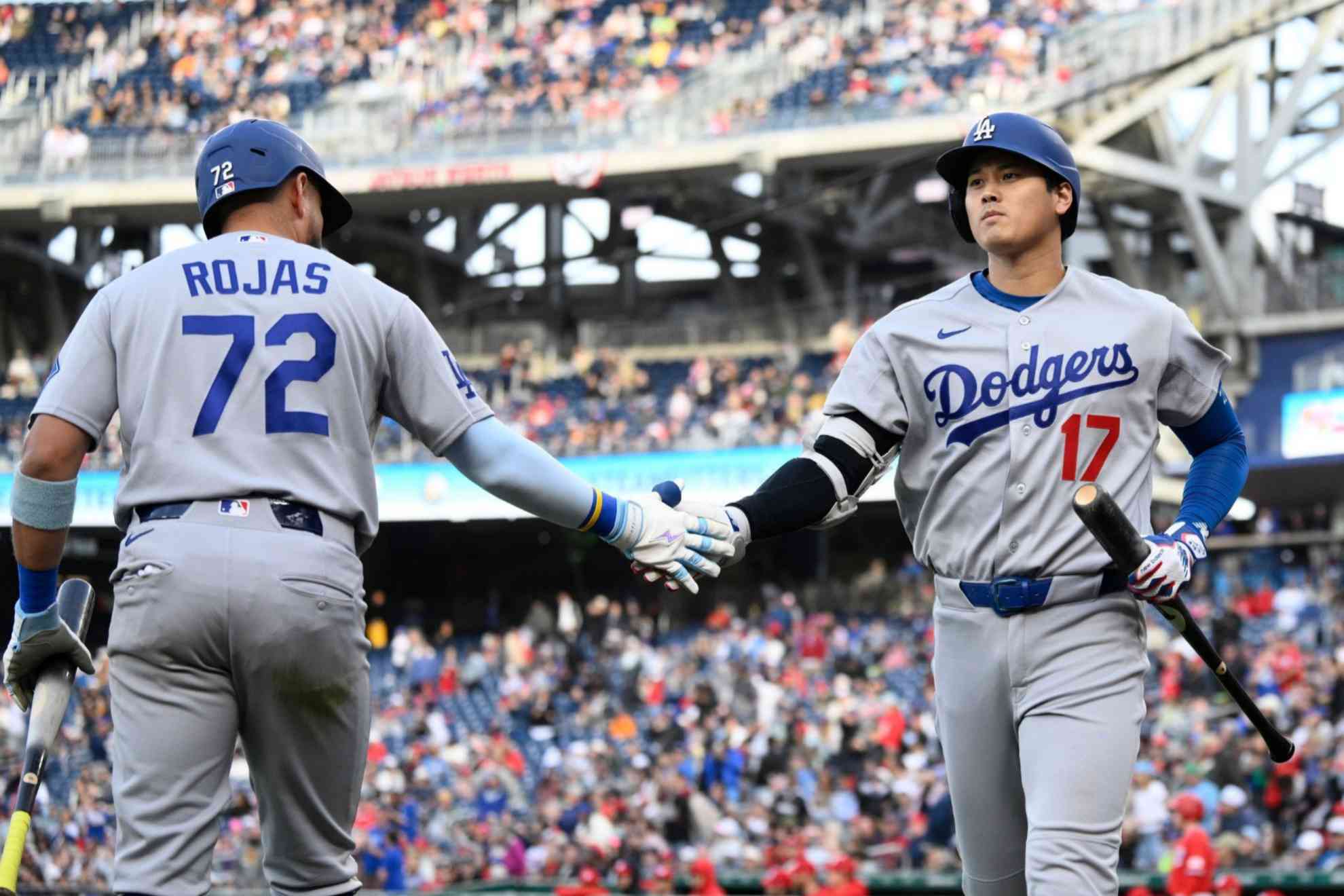 Shohei Ohtani marks Miguel Rojas' return with key gesture