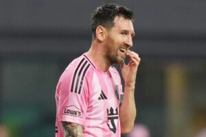 Messi’s shot breaks the camera in Inter Miami training