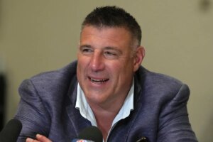 Fueling the Fire: A new photo surfaces of Mike Vrabel and Dianna Russini drinking beer during the Combine