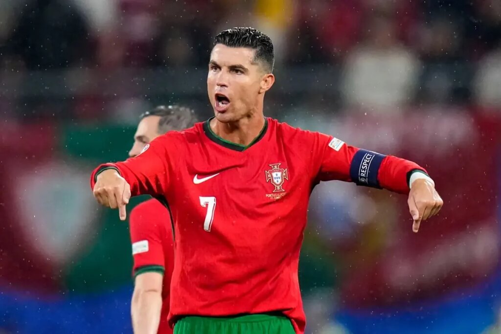 “Time to pack it in”: Cristiano Ronaldo urged to retire before it’s too late