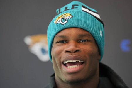 Travis Hunter annoyed by reports about new limited role with the Jaguars: “Who told you that?”