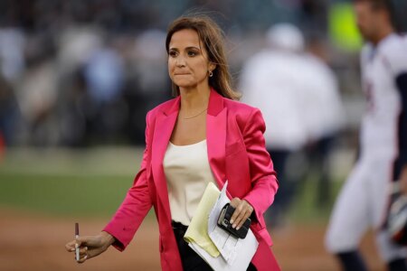 Jemele Hill ‘declares war’ on male NFL analysts to save Dianna Russini