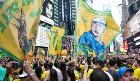 Best Of World Cup: Top Fan Moments, From Free Salsa To Mexico’s Duck Fan
