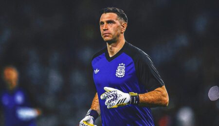 2026 World Cup Golden Glove Odds: Emiliano Martínez Favored to Repeat
