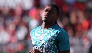 Portugal’s Leão sent off for punching in World Cup warmup win over Chile
