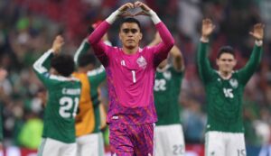 Mexico Breaks 40-Year Curse In World Cup Knockout Stage Win vs. Ecuador
