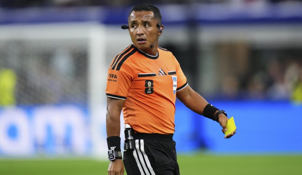 Who Are The Referees For France vs. Spain?