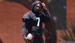Jacoby Brissett Agrees To Reworked One-Year, $15.5M Contract With Cardinals