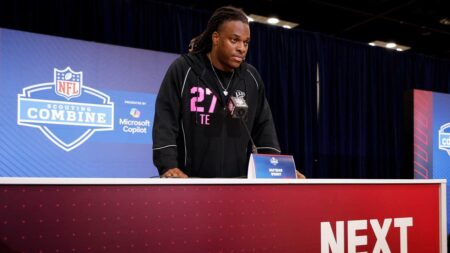 Lane Kiffin Defends Recruiting Browns TE Dae’Quan Wright Following Court Injunction