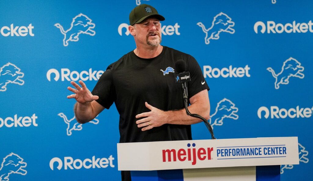 Dan Campbell: No Timeline For The Return Of Injured Lions OL Cade Mays