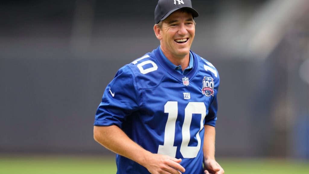 “This is garbage”: NFL fans slam Eli Manning for ‘embarrassing’ ad with LeBron James