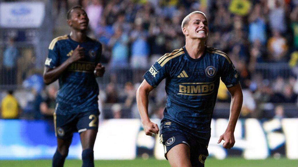 Cavan Sullivan Scores In 3rd Straight Match, Does LeBron James Chalk Celebration