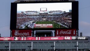SMU-Florida State Kicked Off With Only Some Lights, No Replay After Power Outage