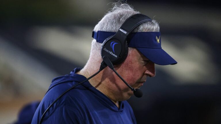 Four And Out: Akron ‘OC For A Day’ Contest Winner Sees Drive End In Heartbreak