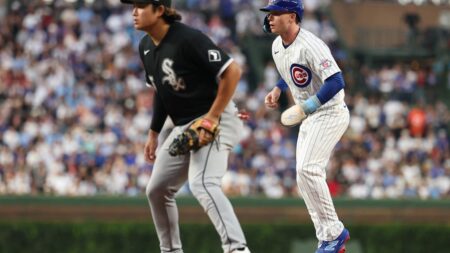 MLB Playoffs In Chicago! Cubs, White Sox Make It A Rare Windy City Postseason
