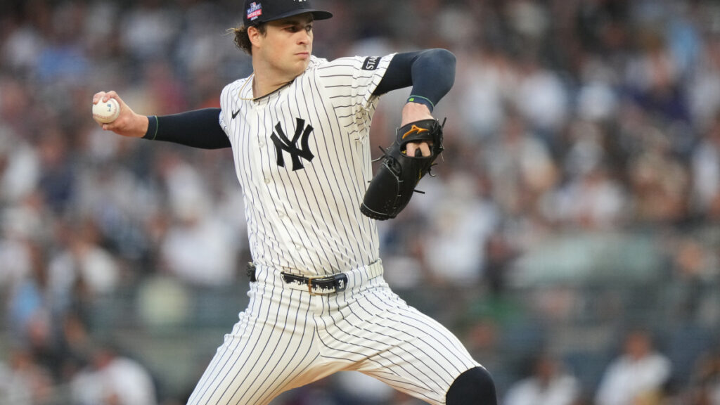 Get your tickets to watch New York Yankees vs Houston Astros