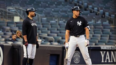 Red Sox, Yankees Unveil Rosters For 2026 MLB Wild Card Series